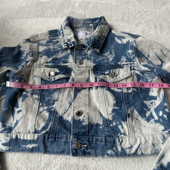 Flying Angel Acid Wash Denim Jacket - Picture 5 of 7